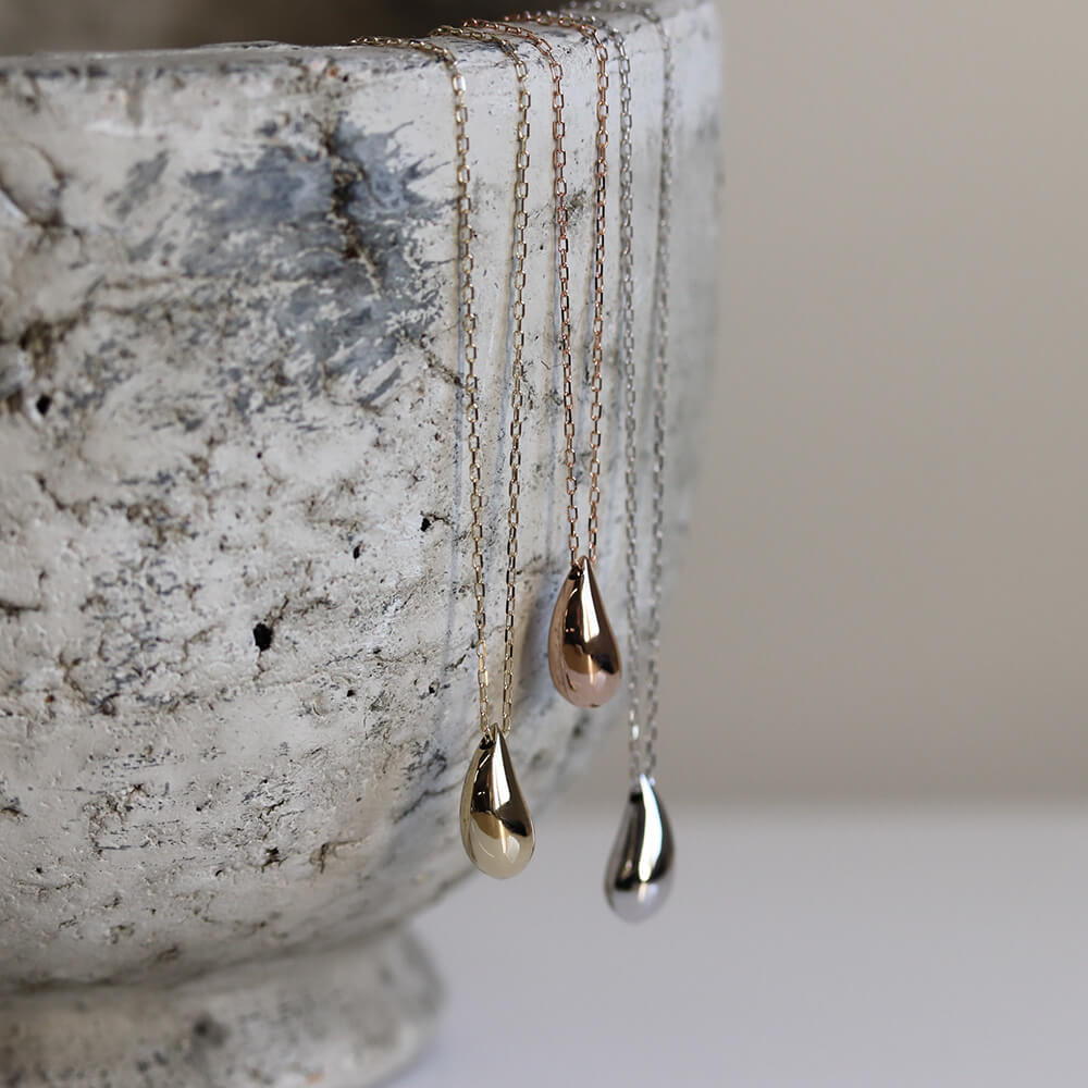 ゴールド ペアシェイプ ネックレス | K10YG/PG/WG〈Web限定〉