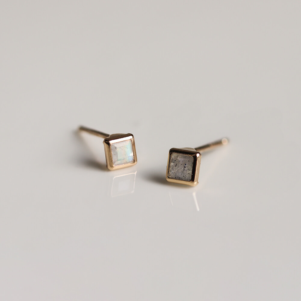 カラーストーン ピアス | K10YG 【片耳用】【数量限定】