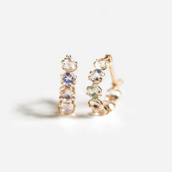 ロイヤルブルームーンストーン スナップ フープピアス | K10YG【WEB/ランドマーク店限定】