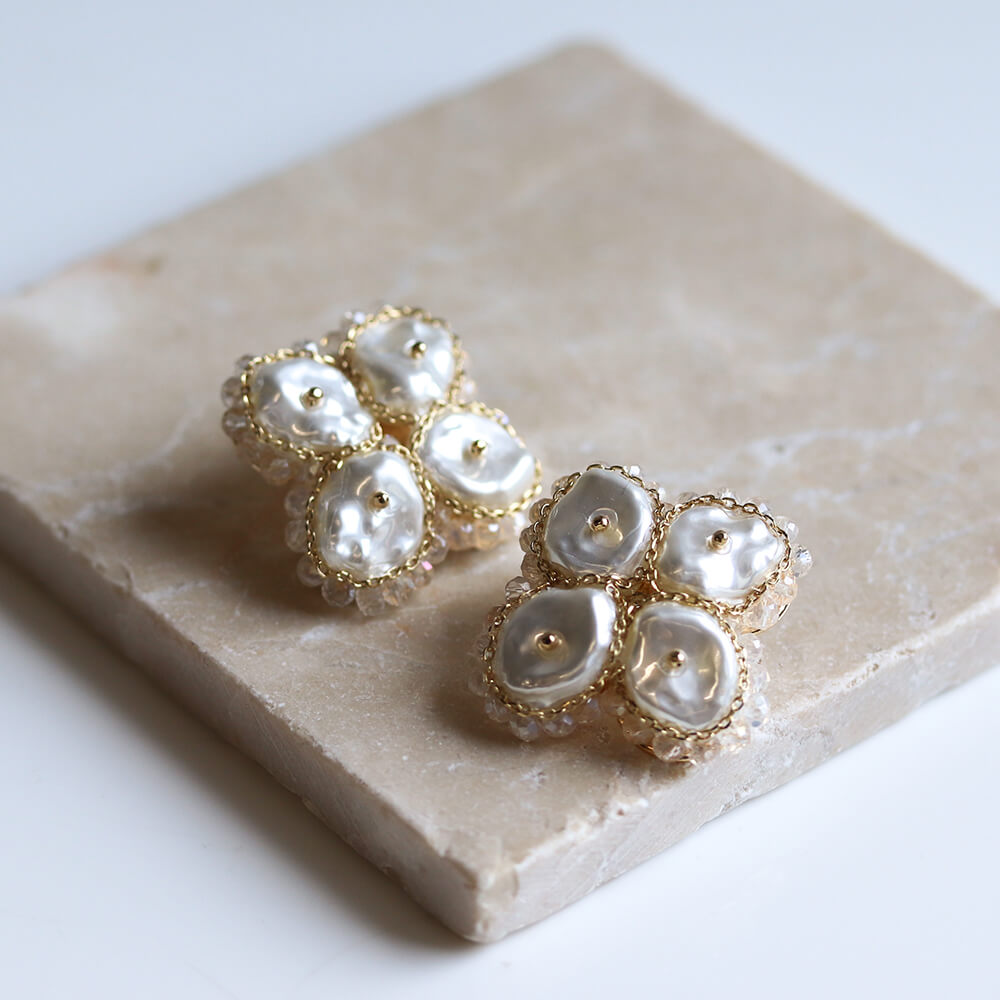 パール / クリスタル ピアス