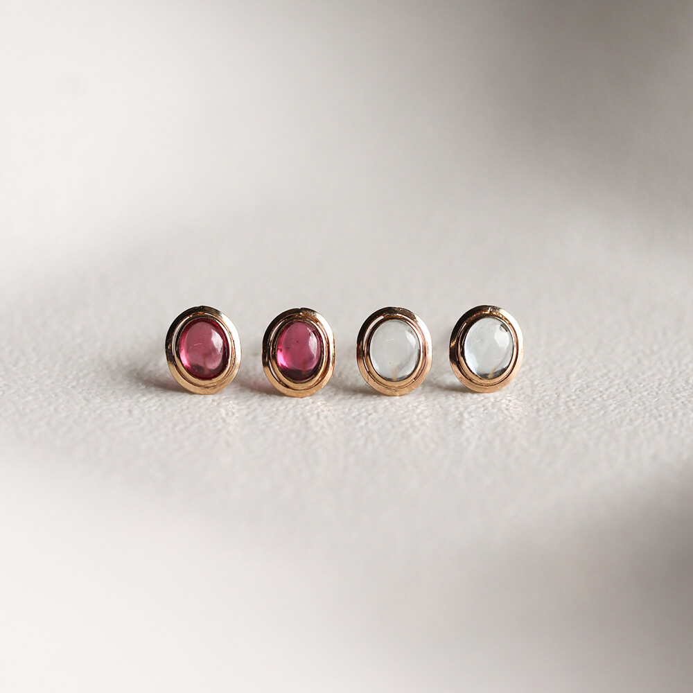 カラーストーン カボション ピアス | K10YG 〈Web限定〉