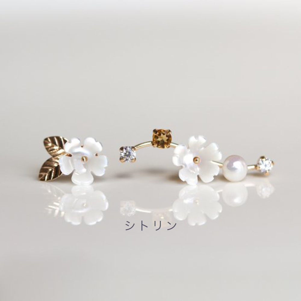 シェル / カラーストーン サクラ ピアス | K10YG