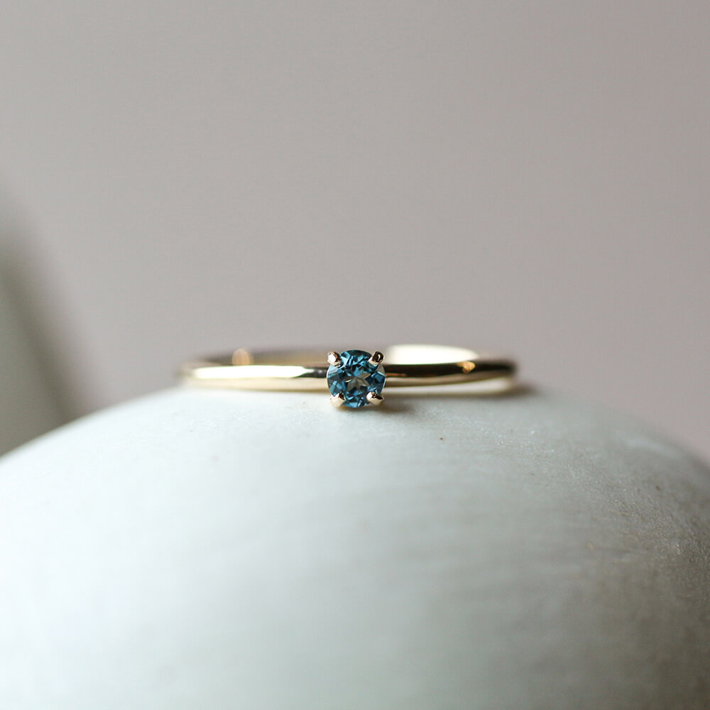 ロンドンブルートパーズ リング | K10YG