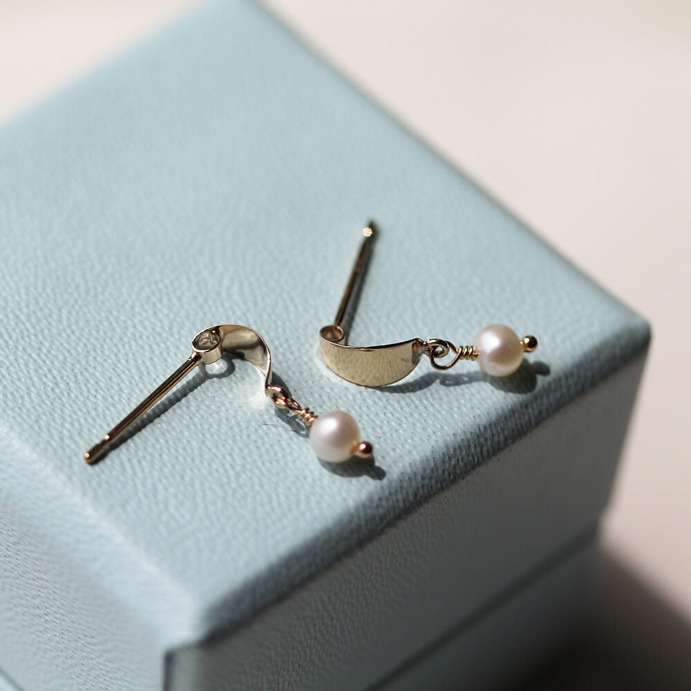 パール ピアス | K10YG〈Web/ルミネ有楽町店限定〉