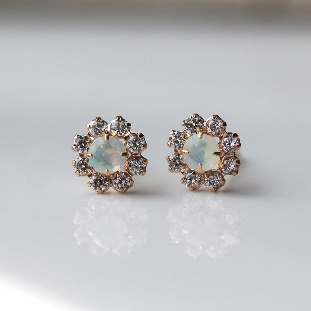 オパール フラワー ピアス | K10YG