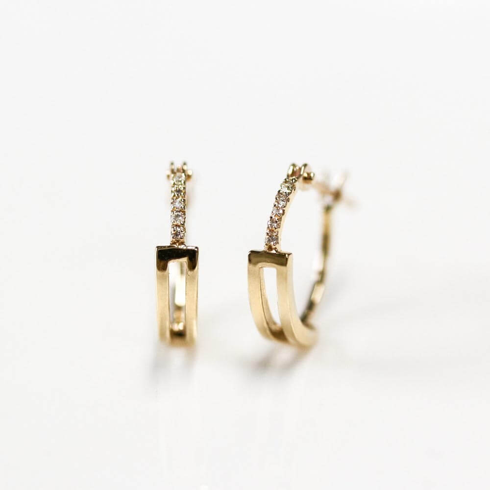 ダイヤモンド オペラ スナップ フープ ピアス| K10YG 〈世界最小〉