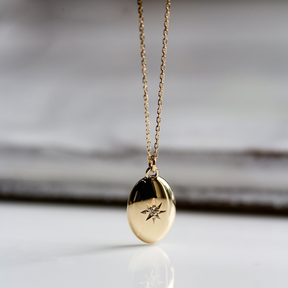 ダイヤモンド オーバル ネックレス | K10YG