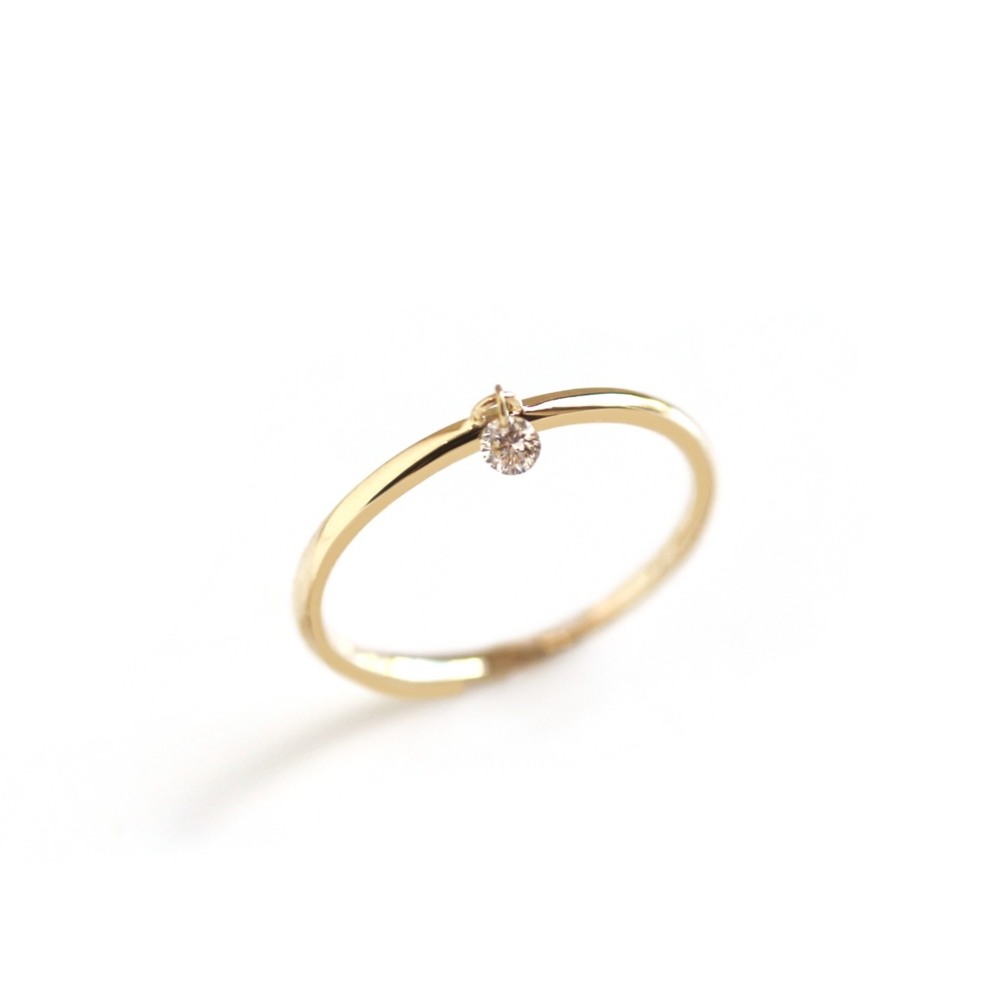 ダイヤモンド 0.05ct リング | K10YG 〈ヌーディー〉
