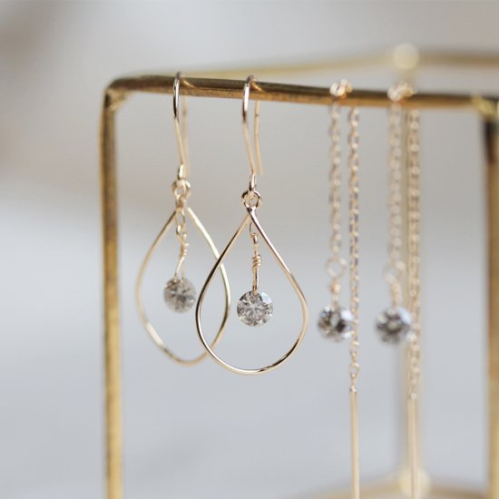 シャンパンダイヤモンド 0.2ct フック ピアス | K18