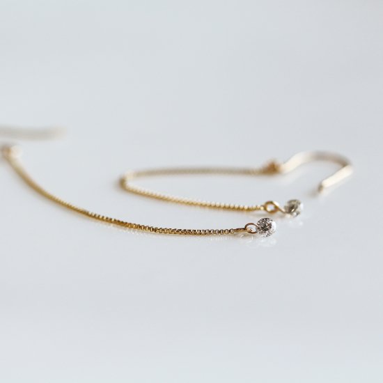 シャンパンダイヤモンド  0.1ct フック ピアス | K10YG 〈ヌーディー〉