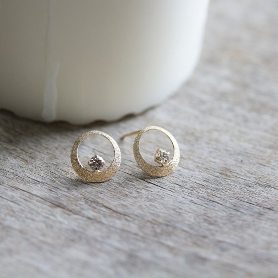 ダイヤモンド ムーン ピアス | K18