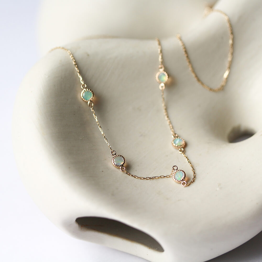 オパール ステーション ネックレス | K10YG