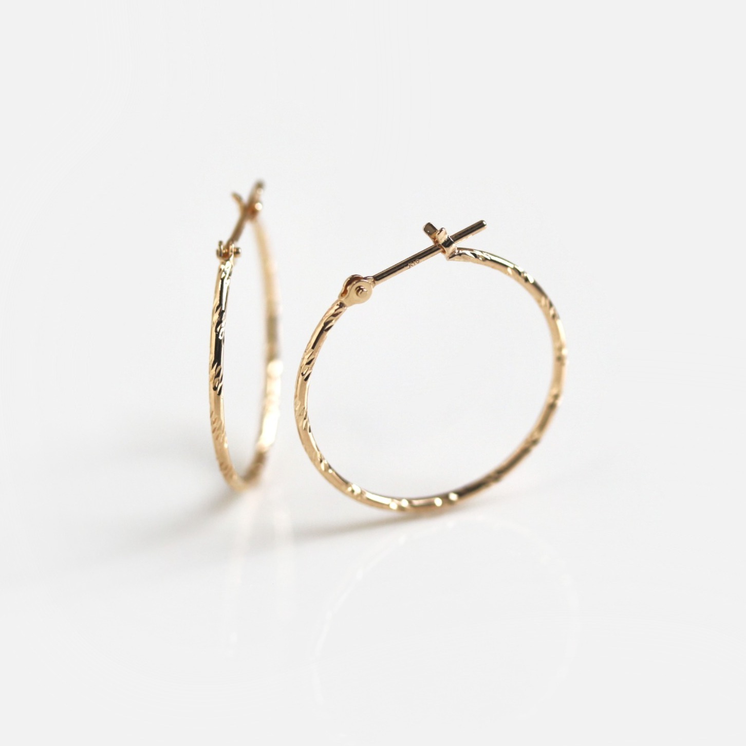 ゴールド スナップ フープ ピアス | K10YG 〈2cm〉