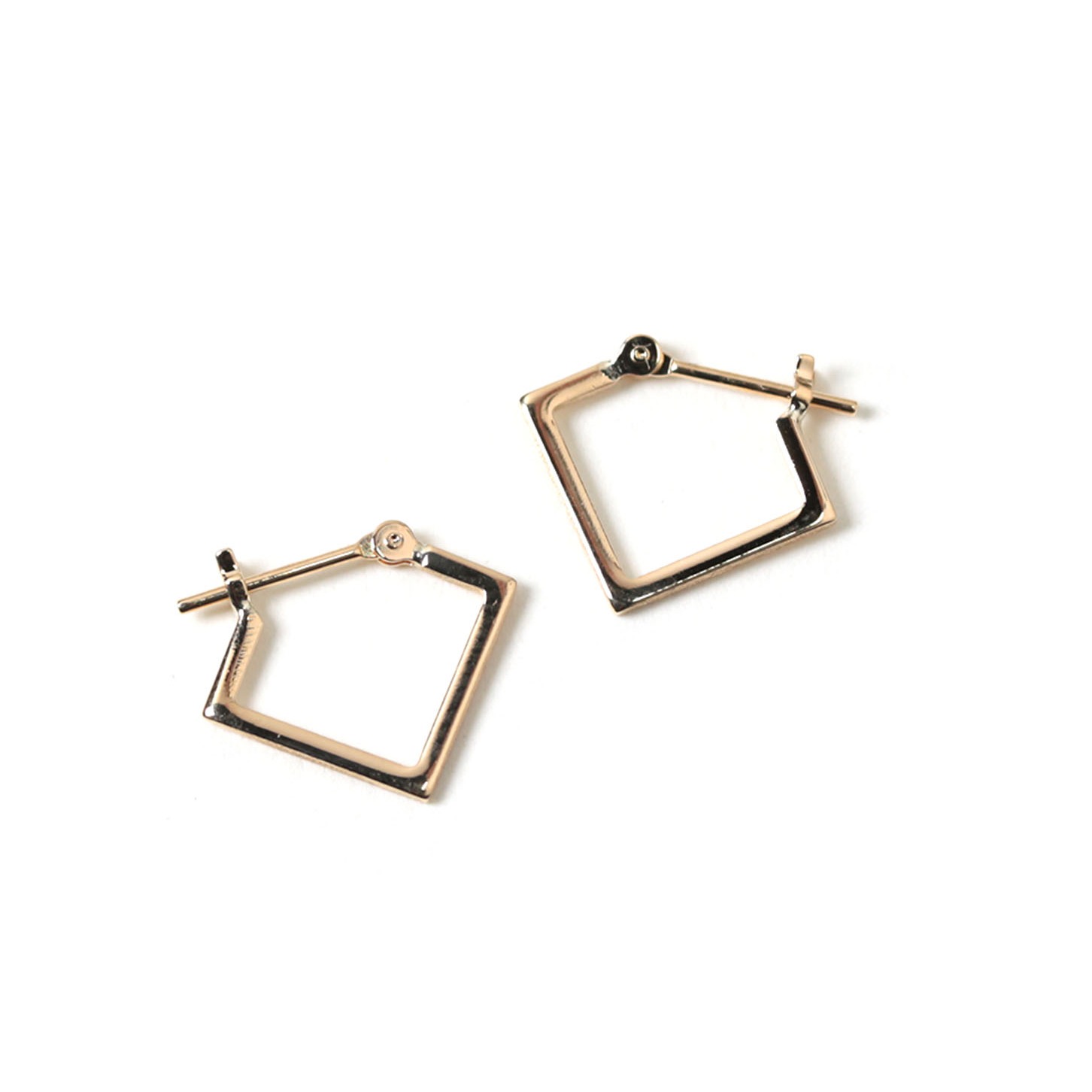 ゴールド スクエア スナップ ピアス | K18