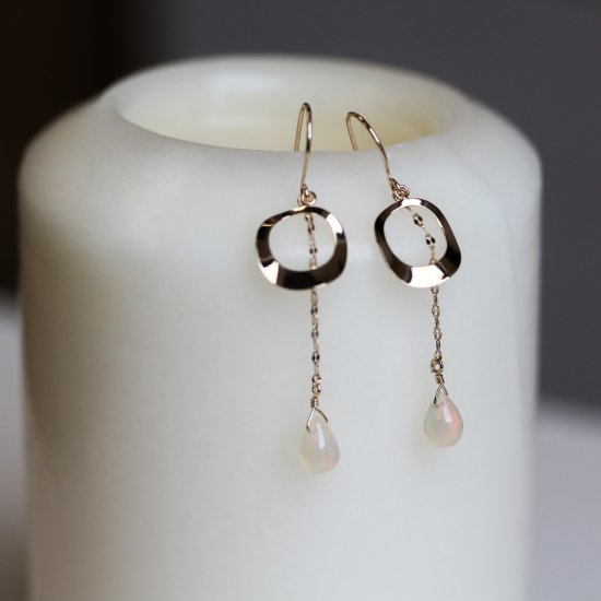 オパール フック ピアス  | K10YG