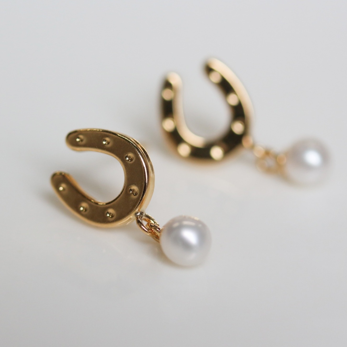 パール ホースシュー ピアス | K18