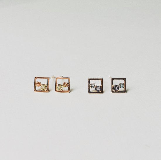 カラーストーン スクエアフレーム ピアス | K18