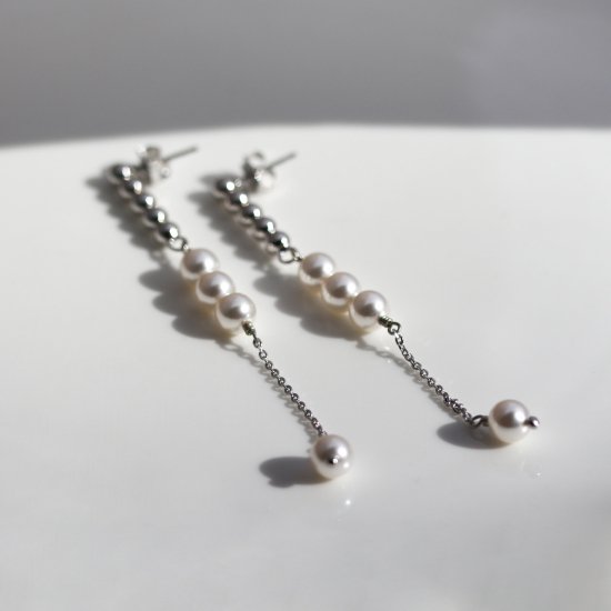 ヘマタイト / パール ピアス