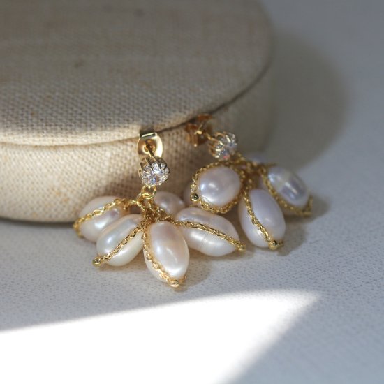パール / クリスタル ピアス
