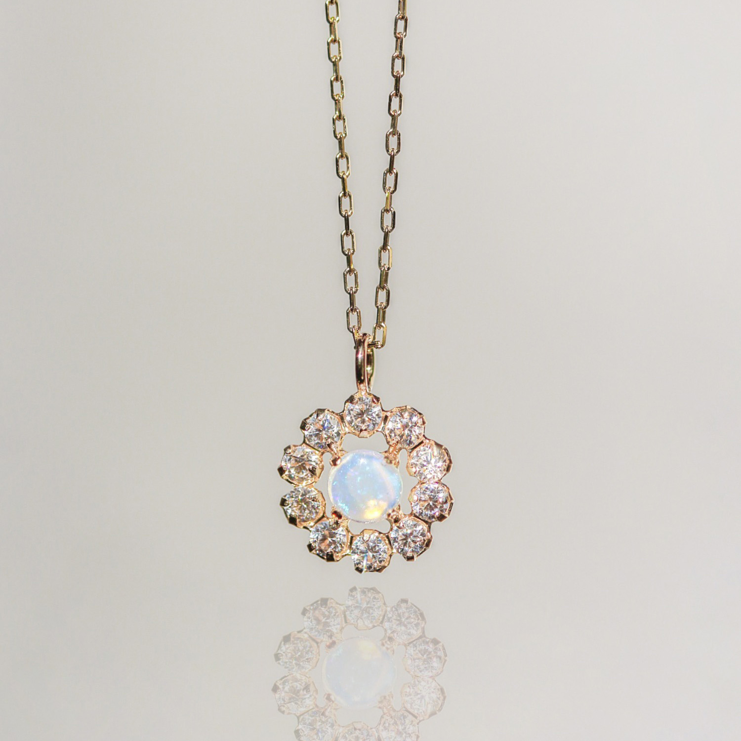 オパール フラワー ネックレス | K10YG