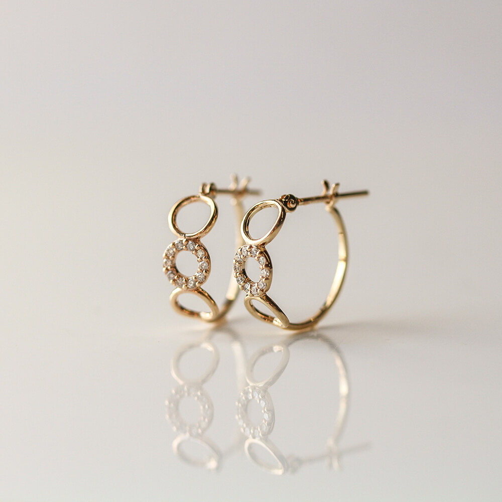 ダイヤモンド スナップ フープ ピアス | K10YG〈パピヨット〉