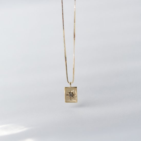 ダイヤモンド 0.025ct スクエア プレート ネックレス | K10YG