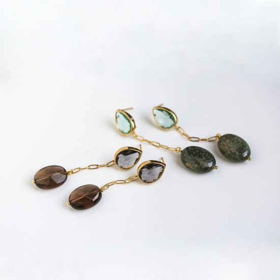 カラーストーン ピアス