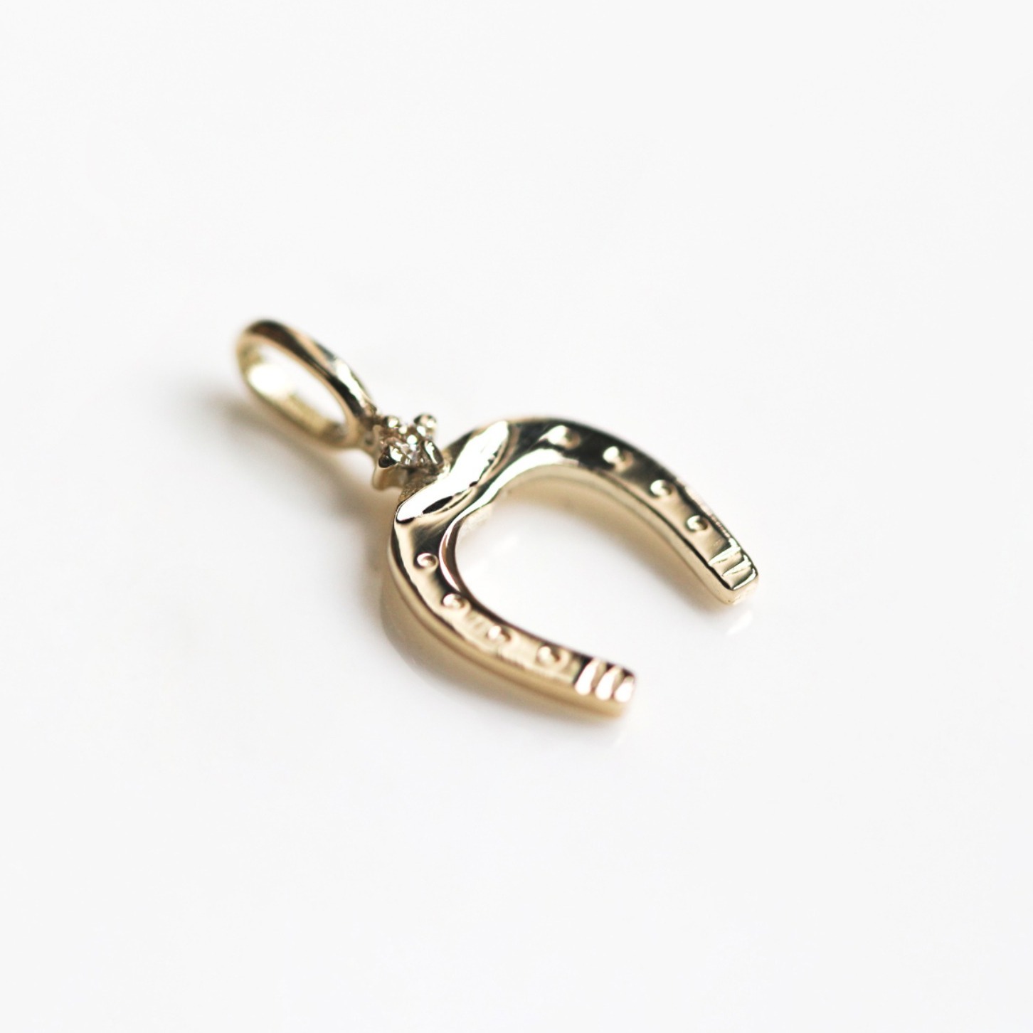 ダイヤモンド ホースシュー チャーム | K10YG