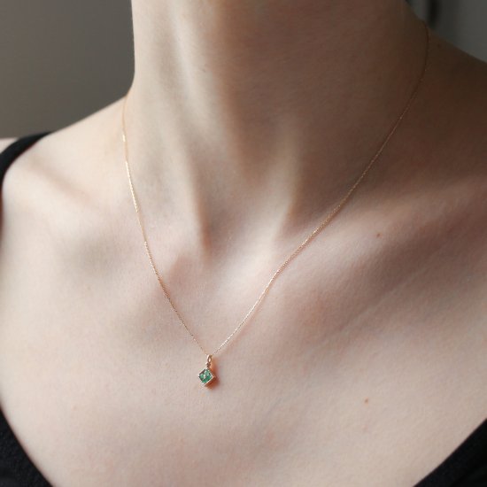 エメラルド ネックレス | K10YG